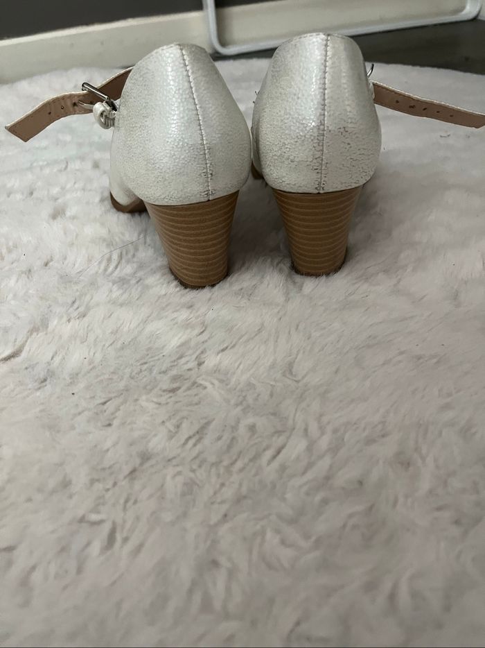 Chaussures à talon - photo numéro 2