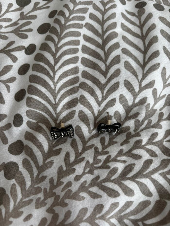 Boucles d’oreilles fantaisie - photo numéro 2