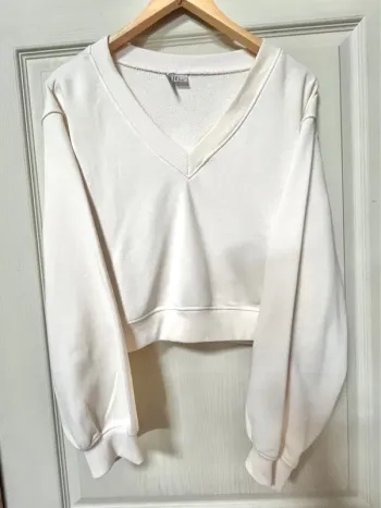 sweat-shirt / Crème /HM / taille L / Très bon état