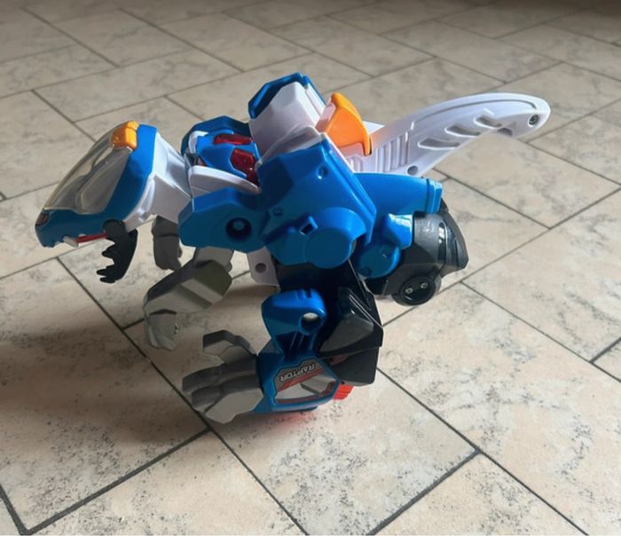 Dino switch and go velociraptor - photo numéro 3