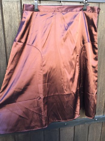 Jupe ou fond de jupe T.44 marron comme neuve