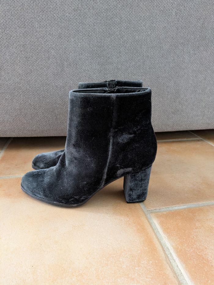 Bottines en velours Versace V1969 - photo numéro 3