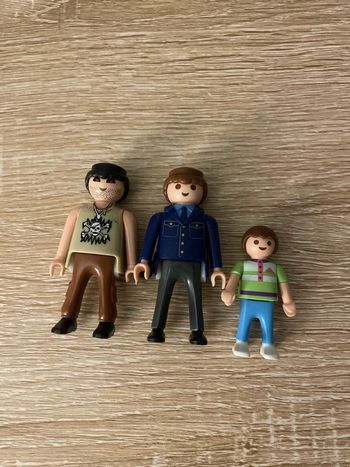 3 personnages playmobil