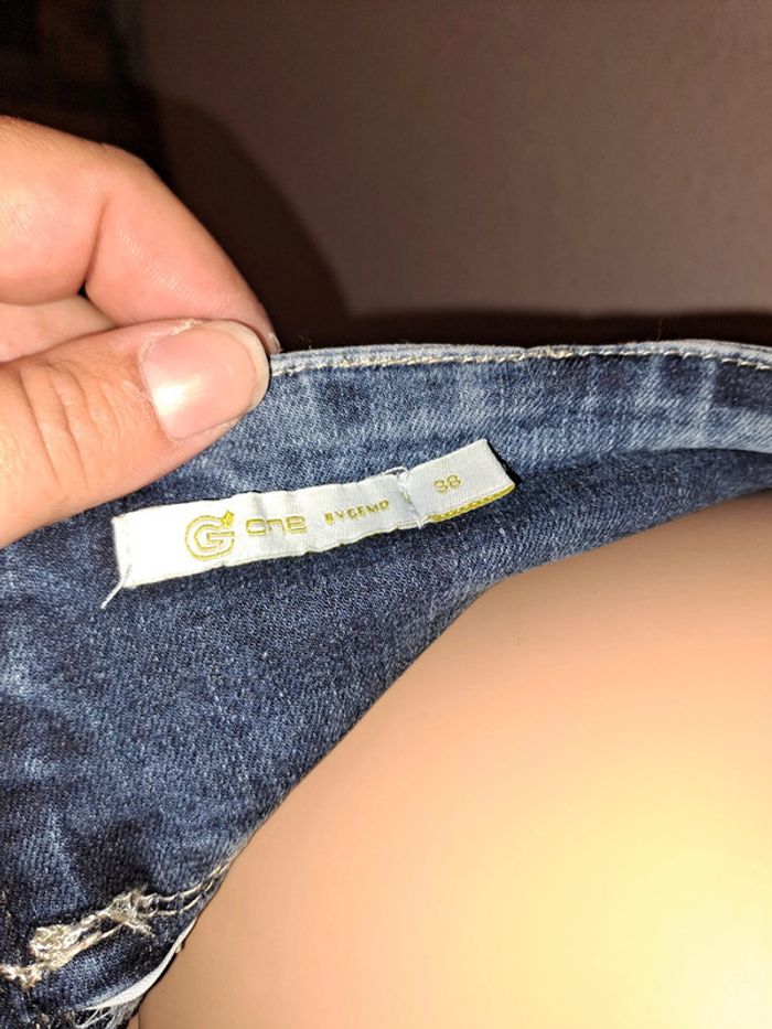 Jean femme taille 38 - photo numéro 4