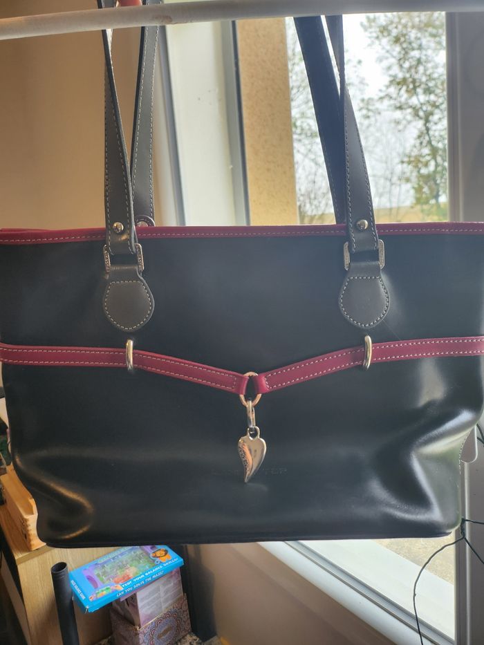 Sac Lancastercuir  impeccable - photo numéro 3