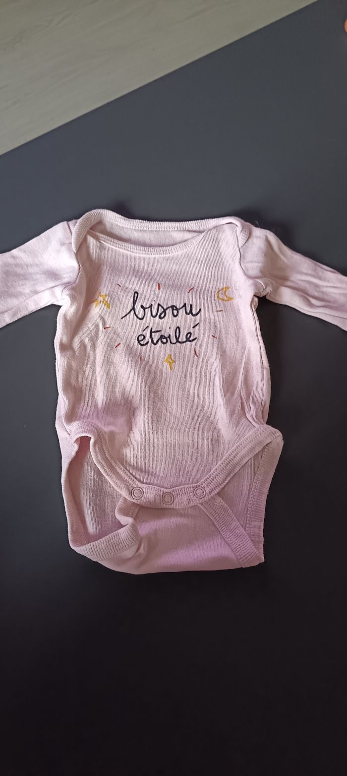 Lot body 1 mois - photo numéro 4