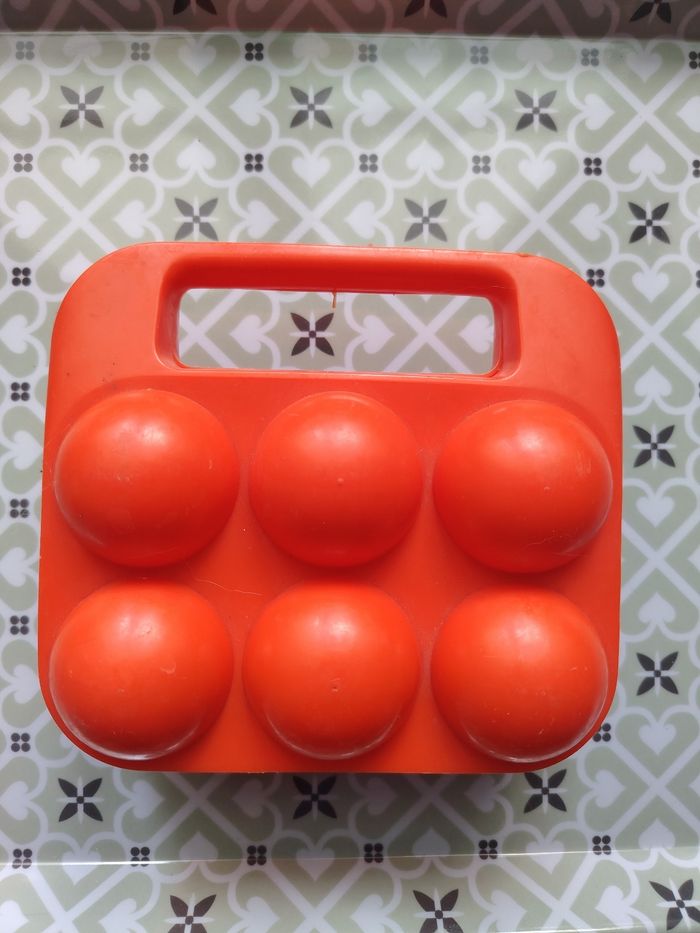Boîte à oeufs vintage