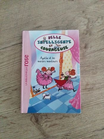 Belle intelligente et courageuse