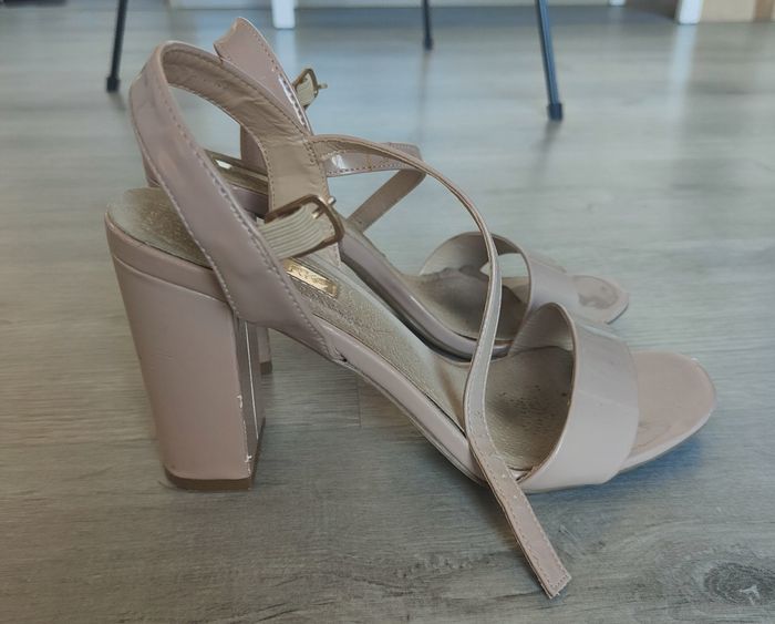 Chaussures talons - photo numéro 3