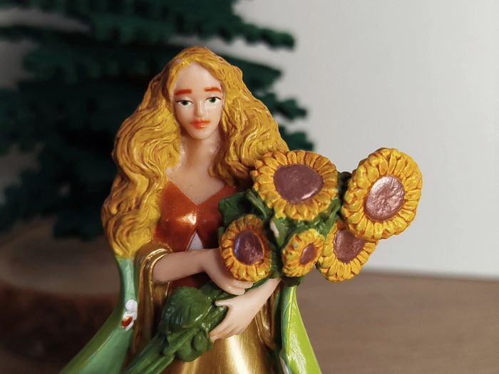 PAPO personnage princesse aux tournesols Figurine - photo numéro 2