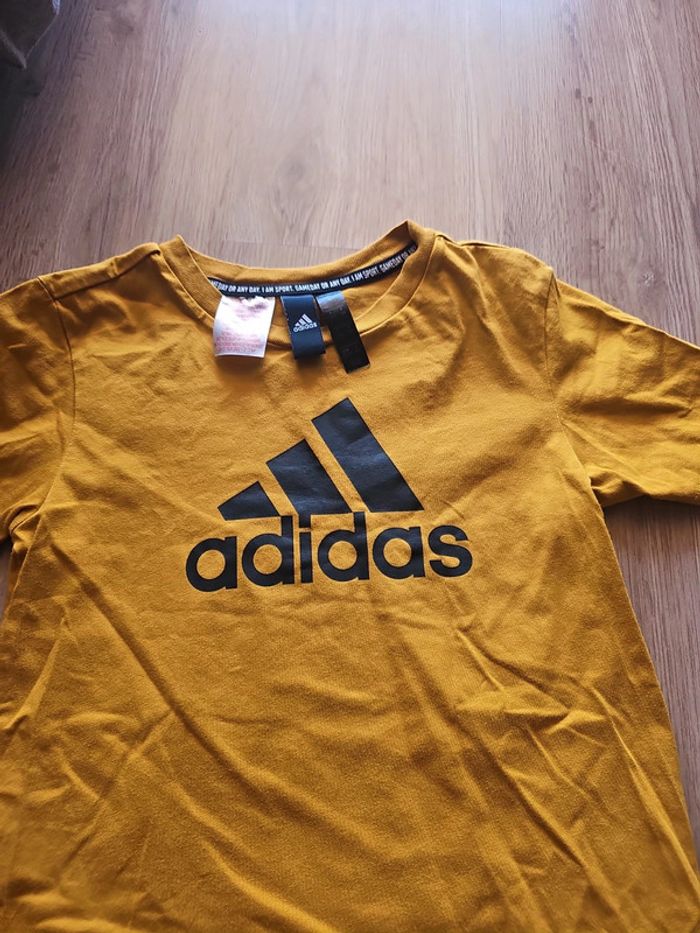 Authentique Tee-shirt de la marque Adidas - photo numéro 2