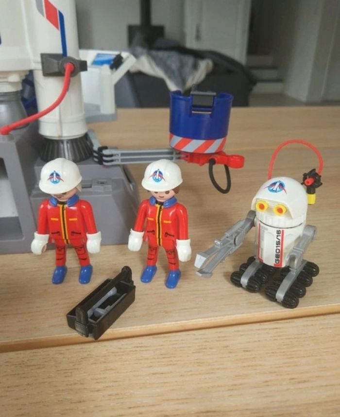 Fusée playmobil son et lumière - photo numéro 4