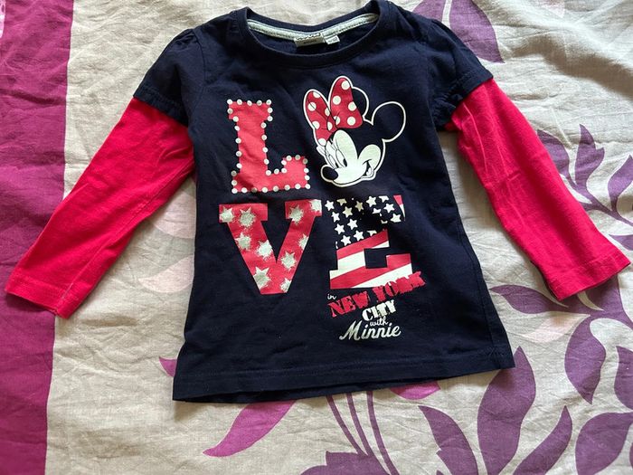 Tee-shirt / haut mousse taille 4 ans