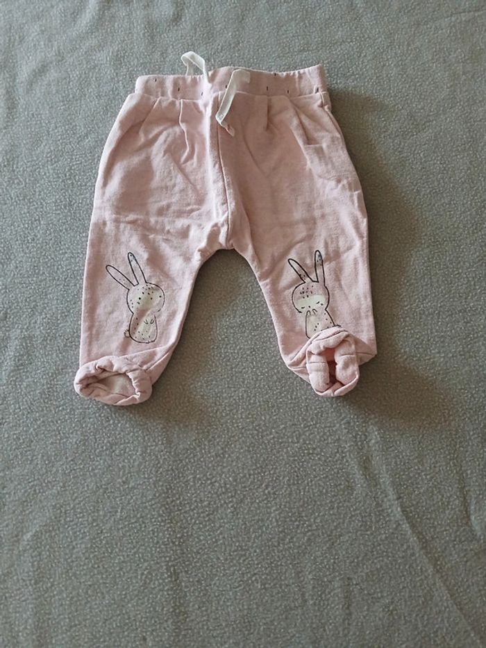 Lot joggings 9 mois - photo numéro 2