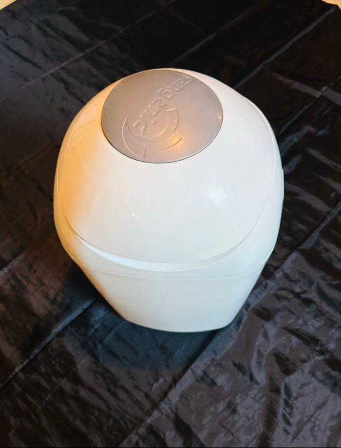 Poubelle à couches - photo numéro 4