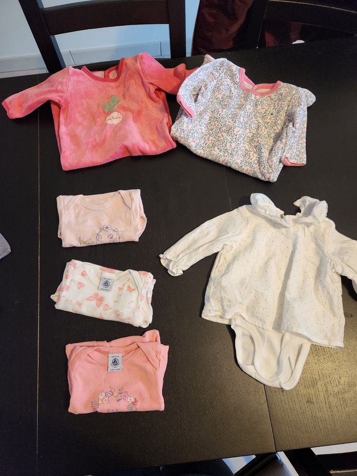 Lot petit bateaux 3 mois - photo numéro 2