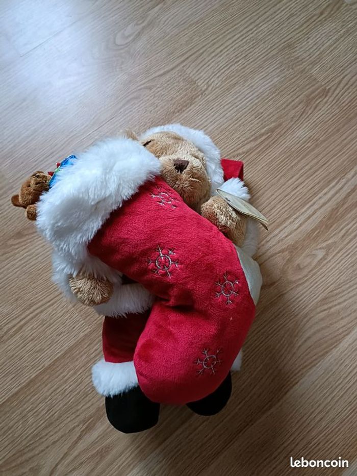 PELUCHE WINNIE NOEL NUMEROTEE RARE