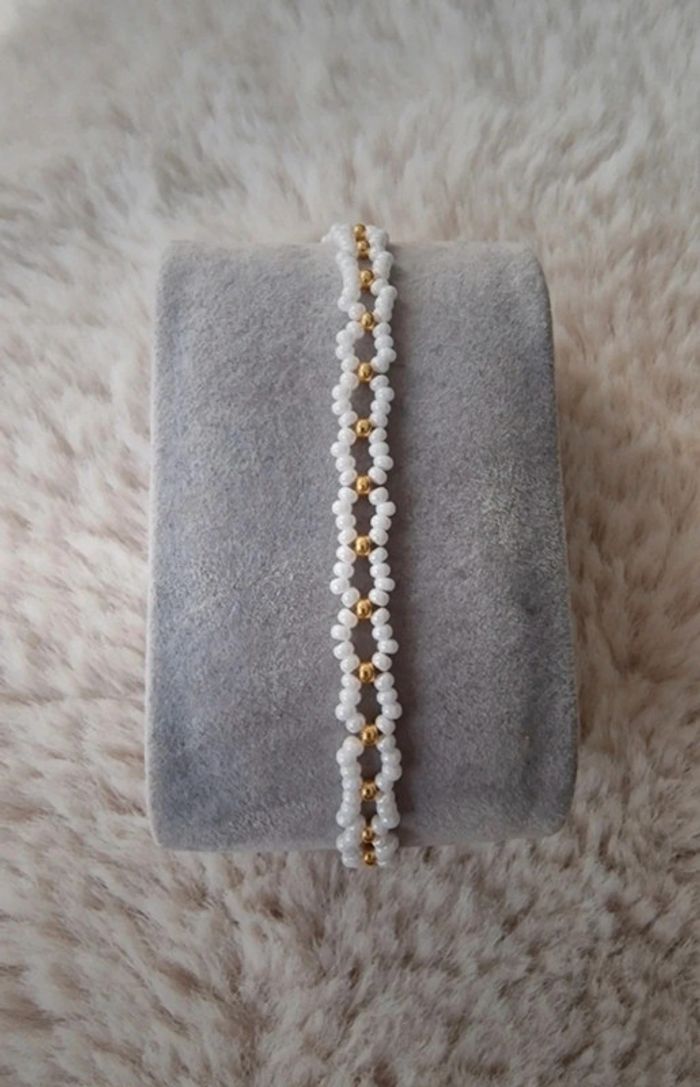 Bracelet thème mariage blanc et doré
