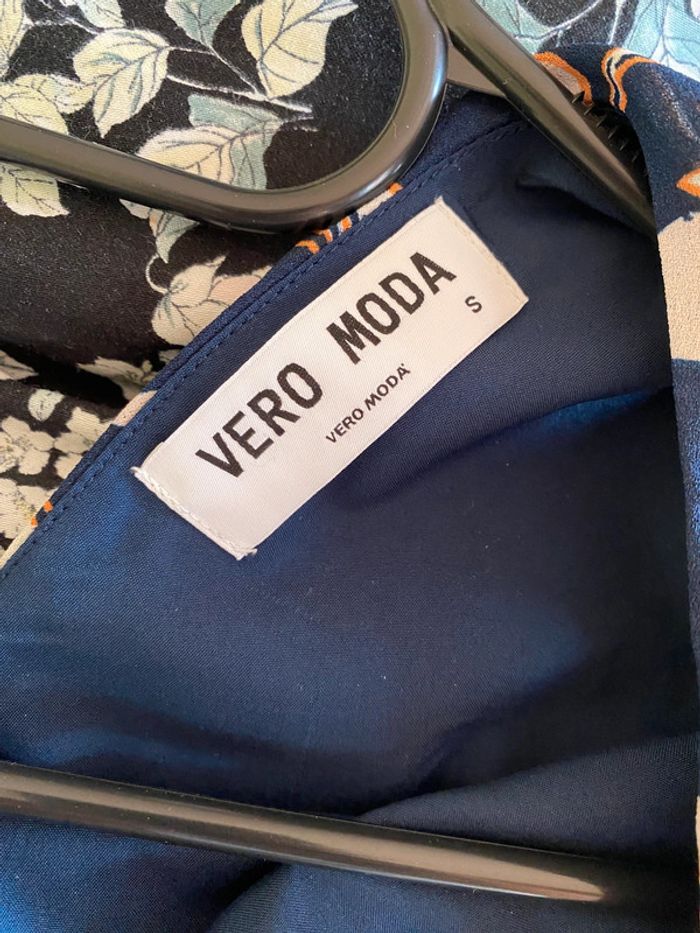Combishort fleuri Vero Moda Taille S - photo numéro 3