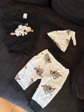 Ensemble bébé neuf