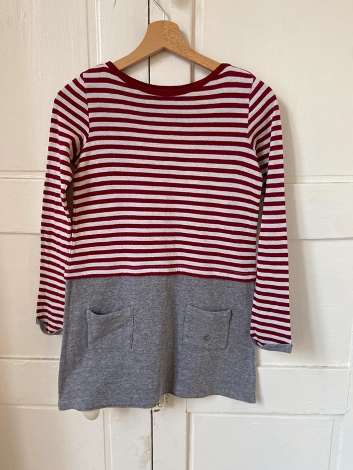 Robe Petit Bateau en maille taille 10 ans