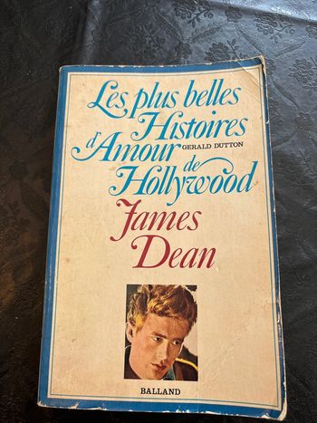 James Dean. Livre