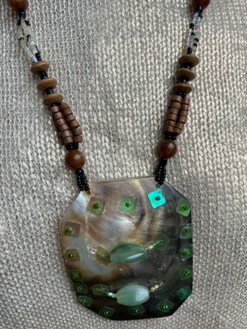 Collier vintage nacre et perles bois