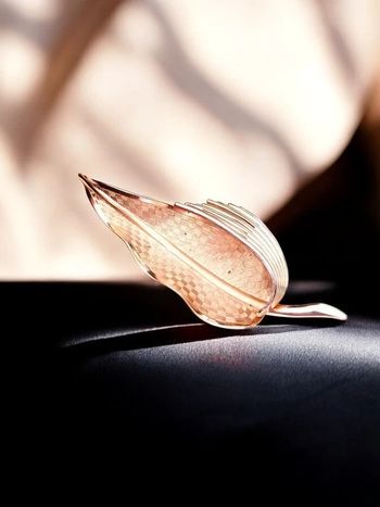 Magnifique broche ancienne signée Coro pegasus