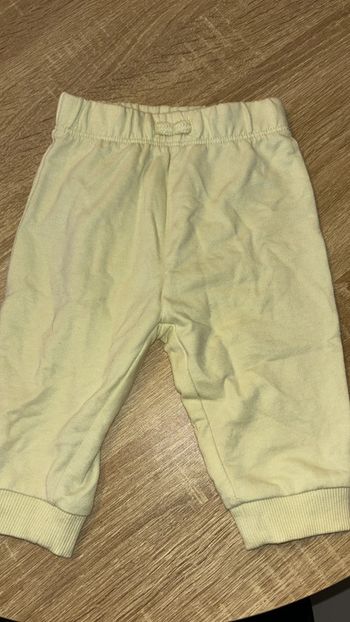 Pantalon bébé taille 6 mois