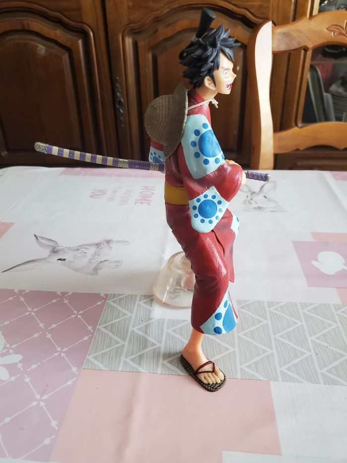 Figurine one piece monkey.d.luffy  officielle - photo numéro 5