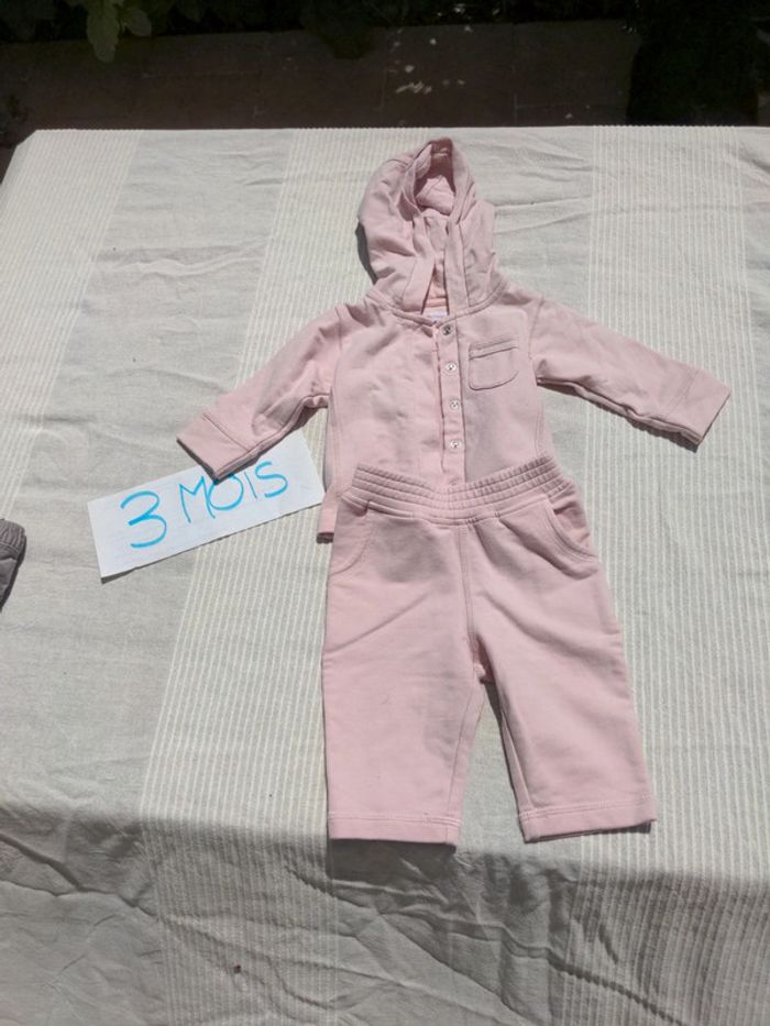 Ensemble jogging 3 mois