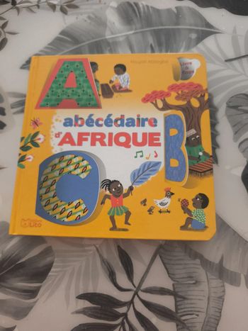 Album cartonné abécédaire d'Afrique