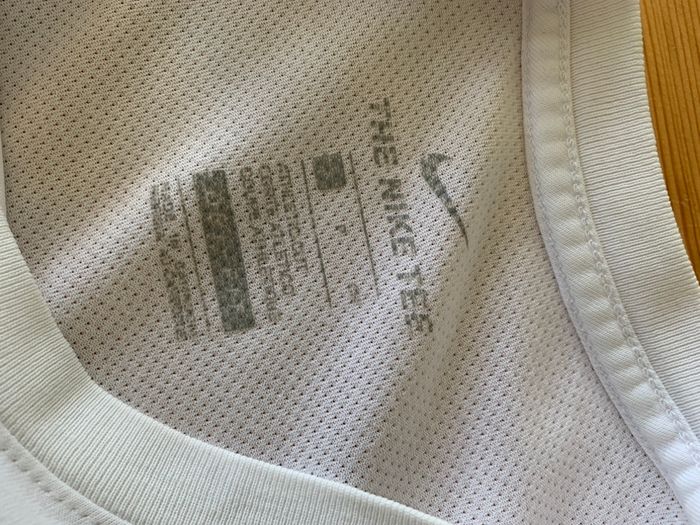 Tee- shirt Nike - taille S - photo numéro 8