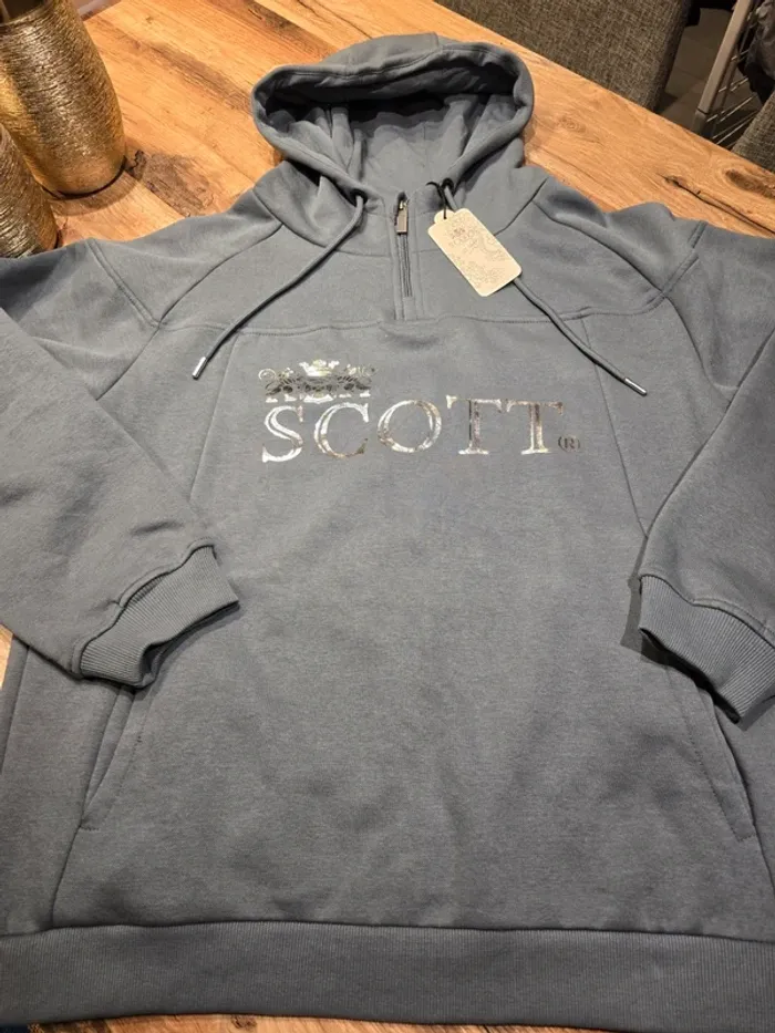 Sweat capuche