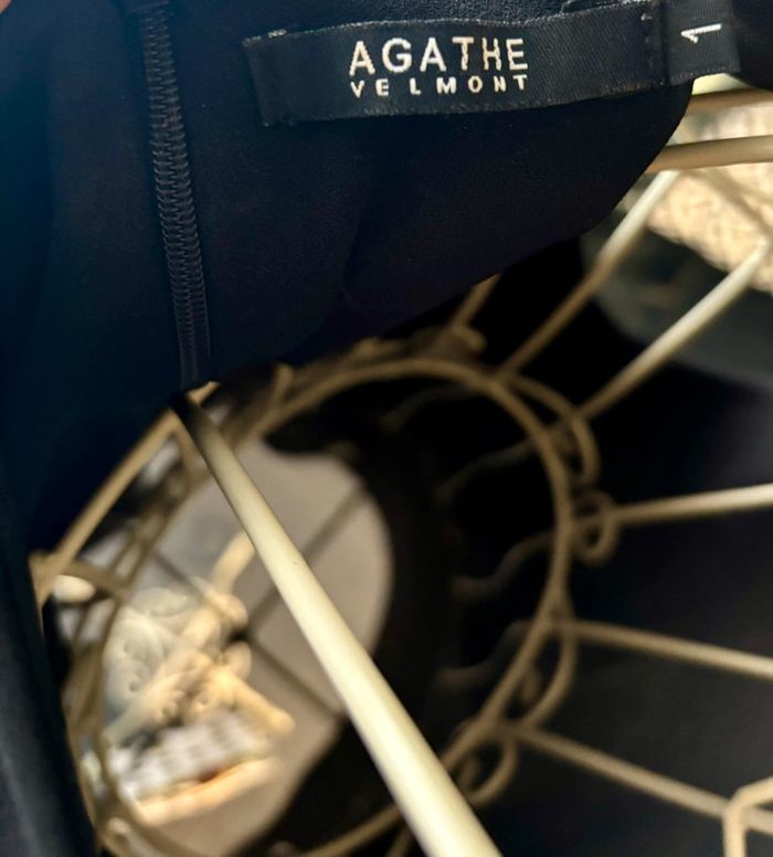 Petite robe noire T1 /36 - Agathe Velmont - photo numéro 8