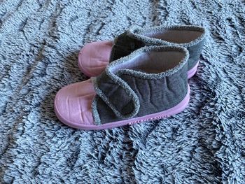 Chaussons Bulle de Gomme NEUFS - taille 27