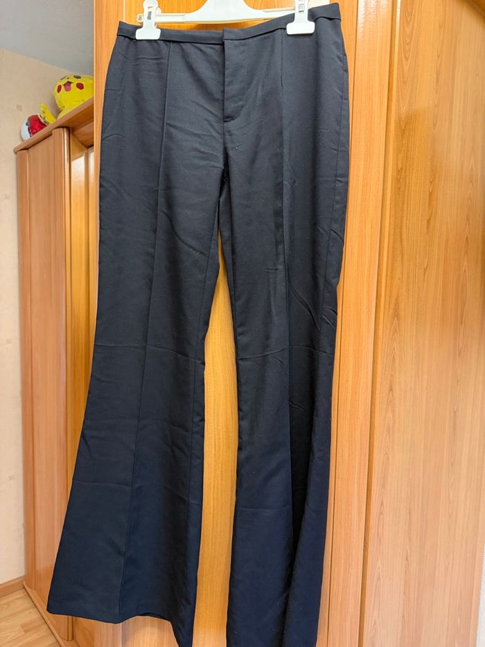 pantalon à jambe large