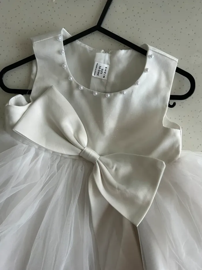 Robe de baptême - photo numéro 2