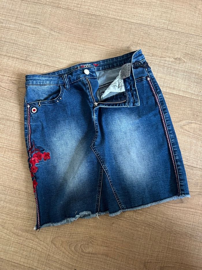 Jupe bleue marine en jean La Mode est à Vous taille 38 jamais portée - photo numéro 8
