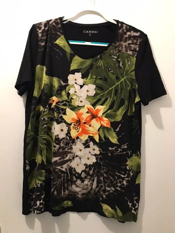 Haut 👚 noire fleuris manches courtes #C&A taille L