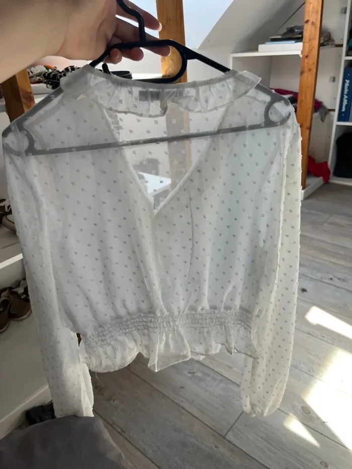 Blouse blanche - photo numéro 2
