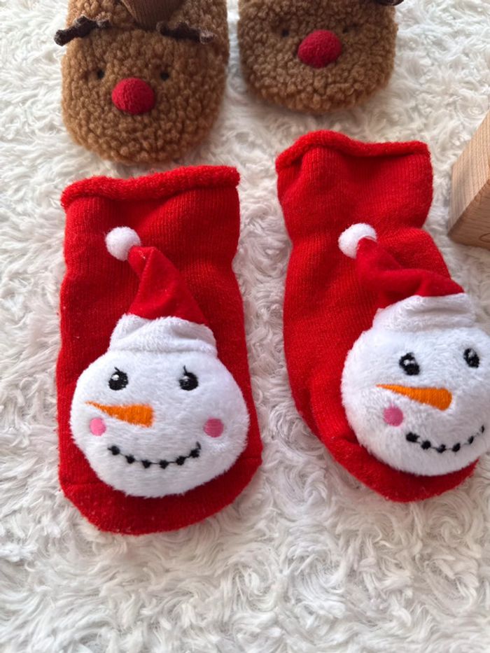 Lot de deux paires de chaussons 6 mois - photo numéro 2