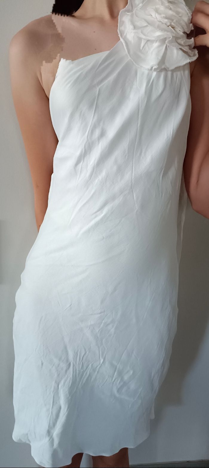 Robe casual Zara blanche asymétrique en M - photo numéro 3