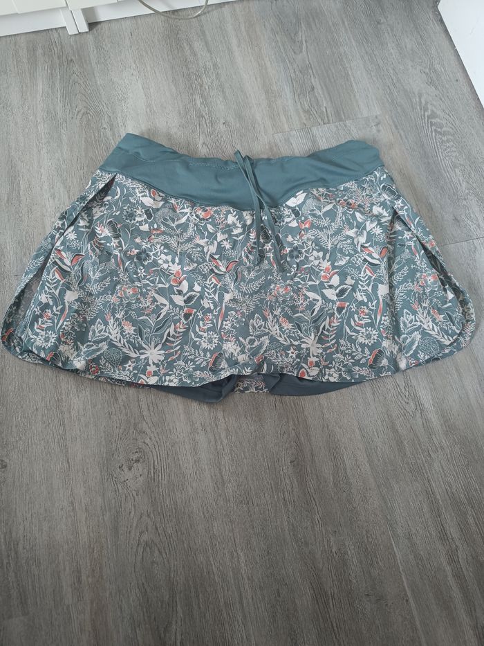 Jupe short - photo numéro 1
