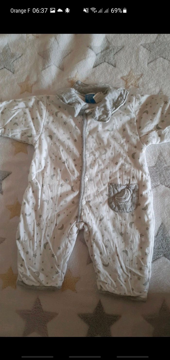 Surpyjama blanc et gris