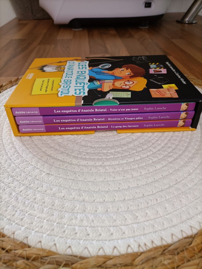 Lot coffret 3 livres Les Enquêtes d'Anatole bristol - Le plus grand détective de la cour de récré - photo numéro 3