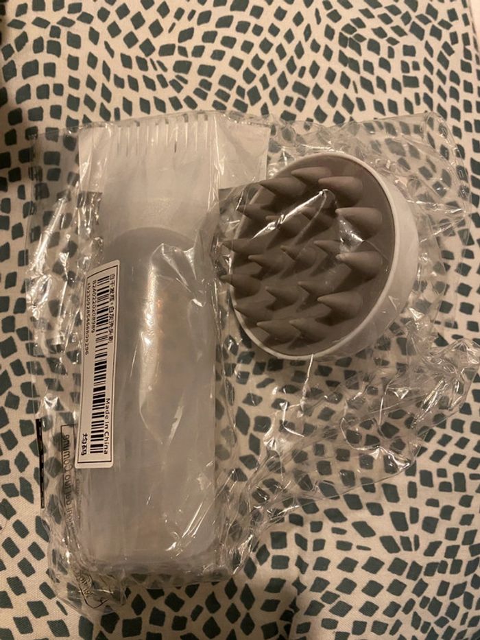 Lot brosse et applicateur capillaire