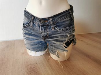 Short en jean taille 28