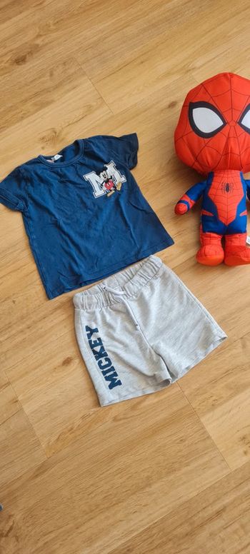 ensemble short t shirt