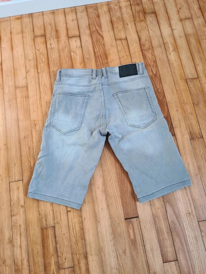 Short stretch gris clair bon état Taille S - photo numéro 8